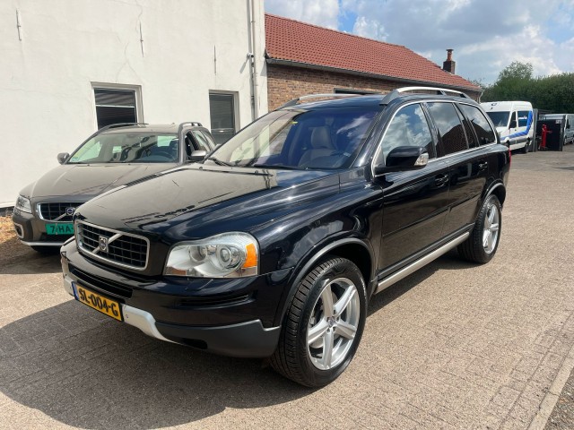 VOLVO XC90 D5 AWD R-Design INCL. BTW , Autobedrijf Goos, Breda