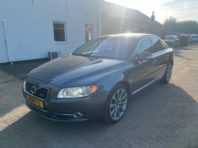 VOLVO S80 4.4 V8 AWD Executive, Autobedrijf Goos, Breda