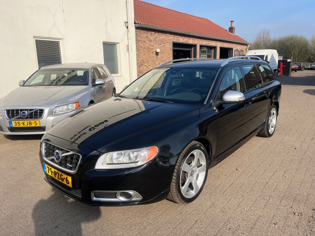 VOLVO V70 2.0T R-Design, Autobedrijf Goos, Breda