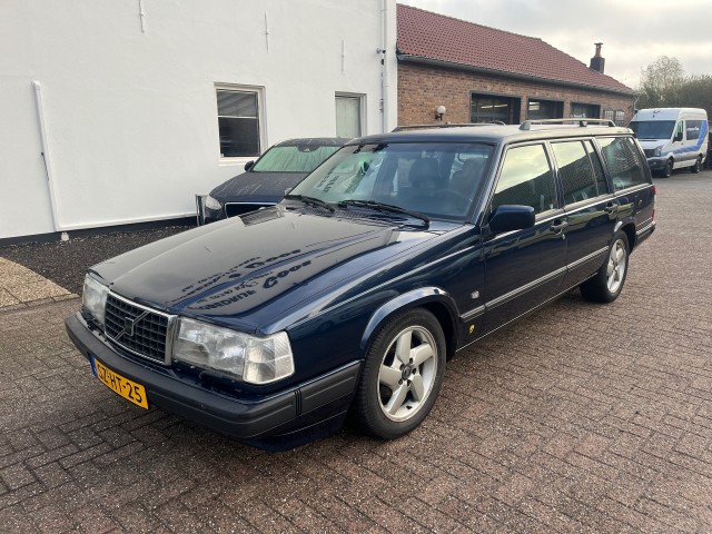 VOLVO 940 2.3 LPT LPG Automaat, Autobedrijf Goos, Breda