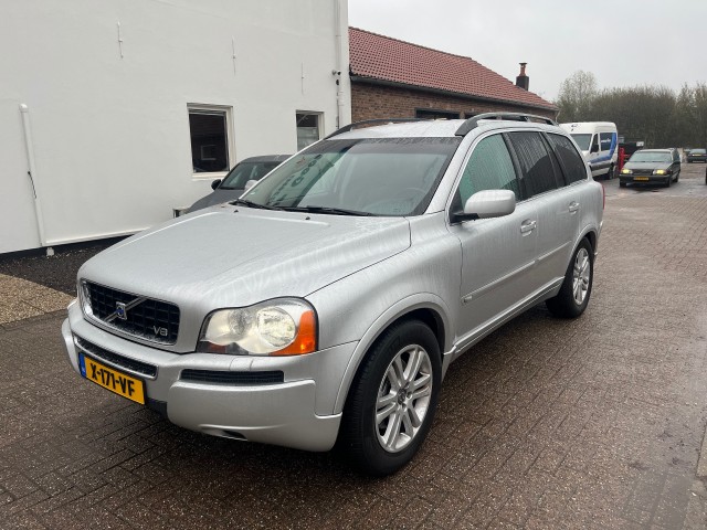 VOLVO XC90 4.4 V8 Summum, Autobedrijf Goos, Breda