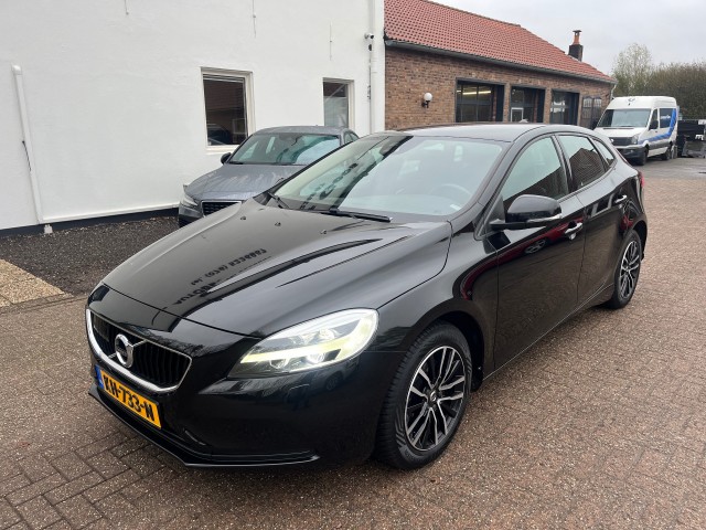 VOLVO V40 2.0 T2 Nordic+ Adaptive Cruise , Autobedrijf Goos, Breda