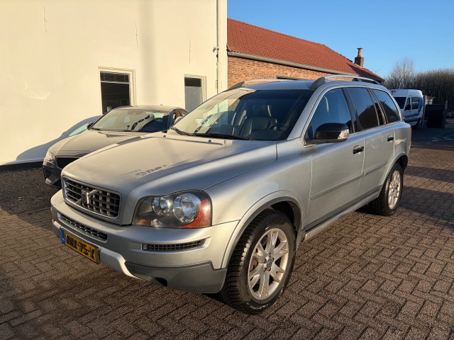 VOLVO XC90 D5 AWD R-Design Grijs keteken VAN, Autobedrijf Goos, Breda