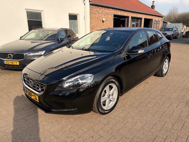 VOLVO V40 T2 Nordic Xenon , Autobedrijf Goos, Breda