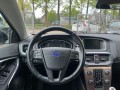 VOLVO V40 CC T4 Momentum, Autobedrijf Goos, Breda