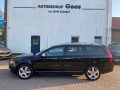 VOLVO V70 D5 Summum Automaat Trekhaak, Autobedrijf Goos, Breda