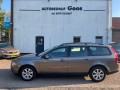 VOLVO V70 2.5T Momentum, Autobedrijf Goos, Breda