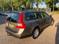 VOLVO V70 2.5T Momentum, Autobedrijf Goos, Breda