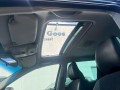 VOLVO XC70 2.5 T Schuifdak PDC Trekhaak, Autobedrijf Goos, Breda