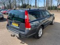 VOLVO XC70 2.5 T Schuifdak PDC Trekhaak, Autobedrijf Goos, Breda