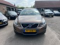 VOLVO XC60 T6 AWD INCL. BTW Adapt. Cruise, DVD, Stoelverwarming Trekhaak, Autobedrijf Goos, Breda