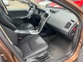 VOLVO XC60 2.0 T Momentum, Autobedrijf Goos, Breda