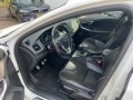 VOLVO V40 2.0 T4 R-Design, Autobedrijf Goos, Breda