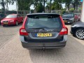 VOLVO V70 2.5 T Momentum, Autobedrijf Goos, Breda