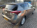 TOYOTA AURIS 1.8 HYBRID BUS. PLUS, AT Auto's, Leiderdorp