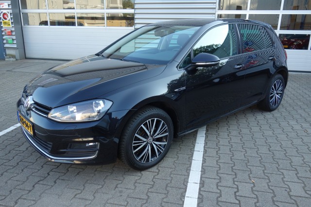 VOLKSWAGEN GOLF 1.2 TSI Blue Motion, Sonneveld Groothuis Autoservice, Delden