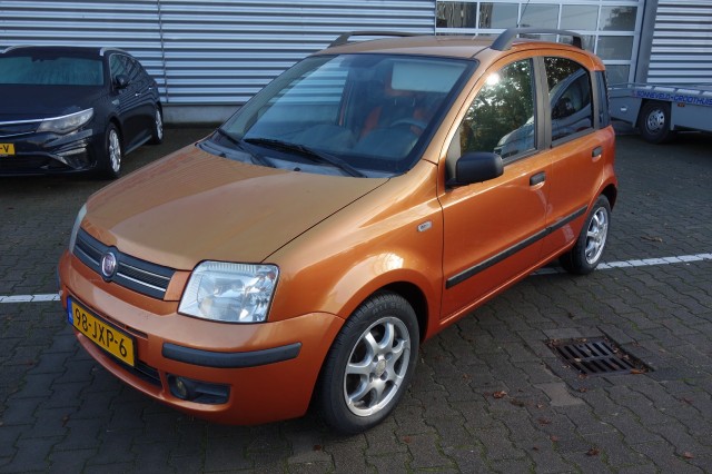 FIAT PANDA 1.2 Emotion, ECC, Alu velgen, Elec. ramen, Sonneveld Groothuis Autoservice, Delden