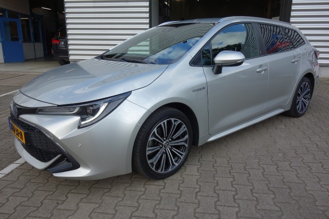 TOYOTA COROLLA 2.0 HYBRID Team D, Winterpakket, Winterset, Apple/Android, Trekhaak, Sonneveld Groothuis Autoservice, Delden