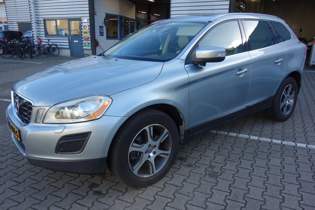VOLVO XC60 3.0 T6 AWD SUMMUM, Trekhaak, Pano, 330pk Rica, Sonneveld Groothuis Autoservice, Delden