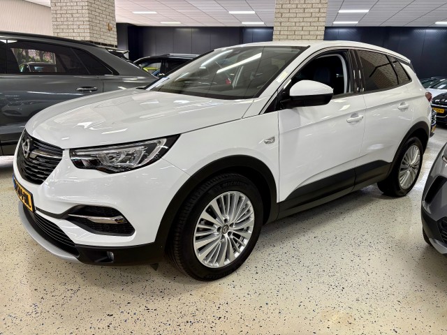 Opel Grandland x - 1.2 Turbo Inno. NAVI / AIRCO ECC / CAMERA / CRUISE / LED