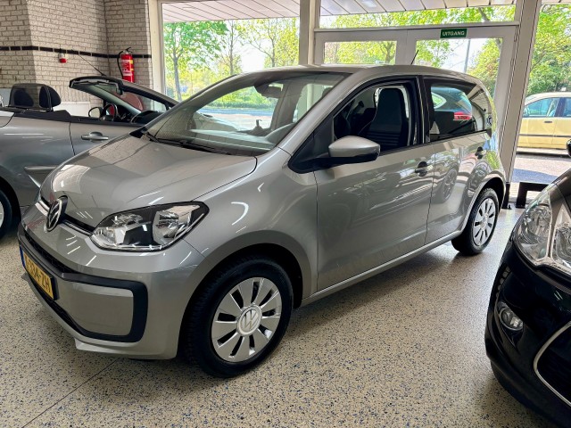 Volkswagen Up - 1.0 / AIRCO / DAB / BLUETOOTH / AUX / LED DAGRIJ
