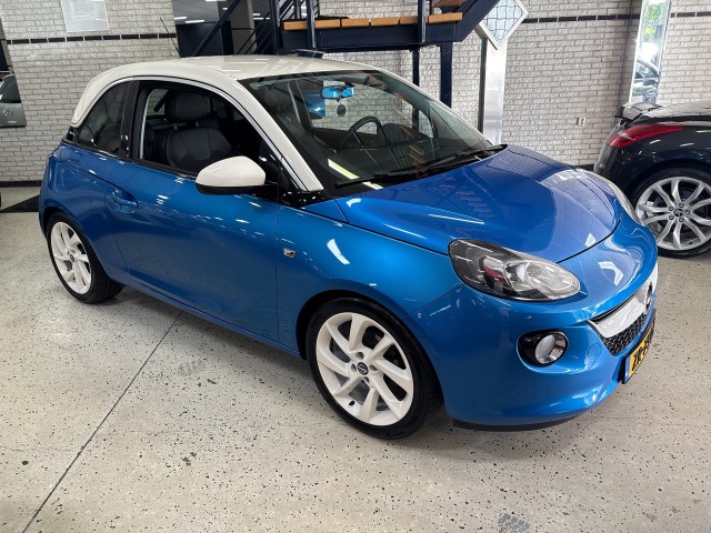 Opel Adam - 1.2 GLAM / Navi / Climattronic / Cruise / Carplay / Usb / Bluetooth