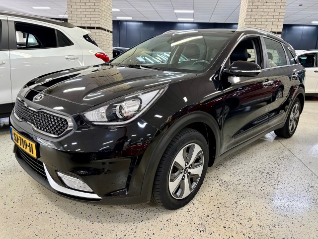 Kia Niro - 1.6 GDI H. DYNAMICL. / Climat / Cruise / Navi / Apple/ Android
