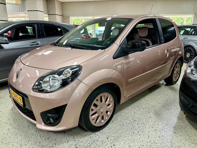 RENAULT TWINGO 1.2-16V MISS SIXTY, Autobedrijf de Toekomst B.V., Vlijmen