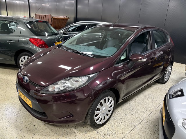 Ford Fiesta - 1.4 TREND / AIRCO / AUX / STOELVERW. / 5 DEURS / ISOFIX