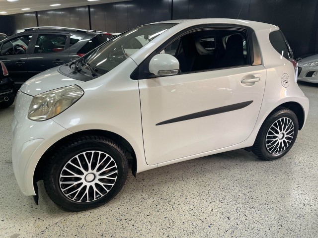 TOYOTA IQ 1.0 VVTI ACCESS, Autobedrijf de Toekomst B.V., Vlijmen