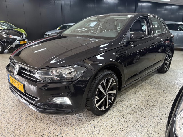 Volkswagen Polo - TSI 95pk BEATS NL NAP Navigatie Leder Apple Android