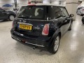 MINI COOPER 1.6 COOPER PEPPER / AIRCO / CRUISE / CV / ZWART / WIT DAK, Autobedrijf de Toekomst B.V., Vlijmen