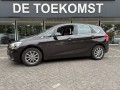 BMW 2-SERIE ACTIVE TOURER 216D CORP. L. LUX. / Automaat / Afn.Trekhaak / Navi / Cruise, Autobedrijf de Toekomst B.V., Vlijmen