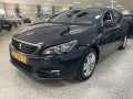 PEUGEOT 308 1.2 Navigatie Panodak Multimedia Nieuwe Distr.riem, Autobedrijf de Toekomst B.V., Vlijmen