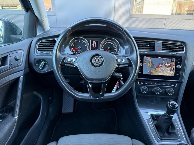 VOLKSWAGEN GOLF Variant 1.5 TSI Highline Business R-Line 150pk Adp Cruise, Navi, Autobedrijf Schneberger, 6641 AG Beuningen