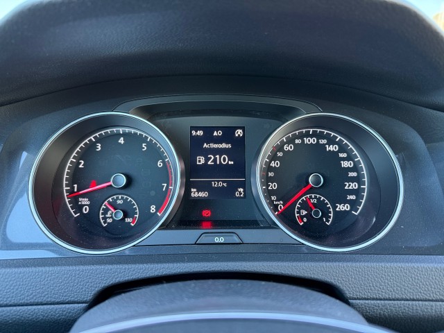 VOLKSWAGEN GOLF Variant 1.5 TSI Highline Business R-Line 150pk Adp Cruise, Navi, Autobedrijf Schneberger, 6641 AG Beuningen