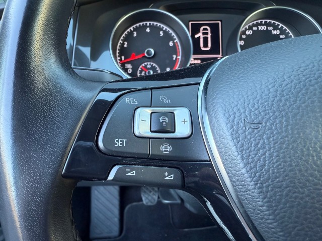 VOLKSWAGEN GOLF Variant 1.5 TSI Highline Business R-Line 150pk Adp Cruise, Navi, Autobedrijf Schneberger, 6641 AG Beuningen