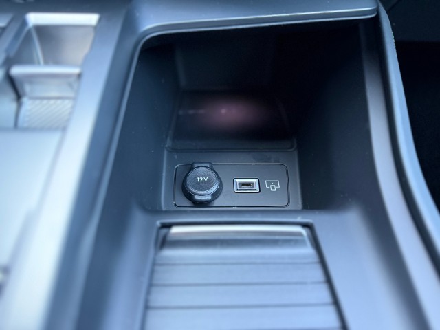 PEUGEOT 408 1.2 PureTech GT 130 / Camera / Elek. stoelen / PDC / Stoelverw. Autobedrijf Schneberger, 6641 AG Beuningen