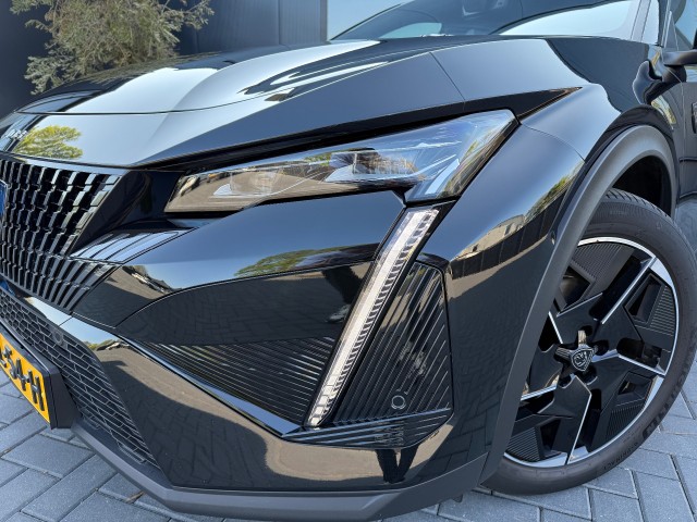 PEUGEOT 408 1.2 PureTech GT 130 / Camera / Elek. stoelen / PDC / Stoelverw. Autobedrijf Schneberger, 6641 AG Beuningen