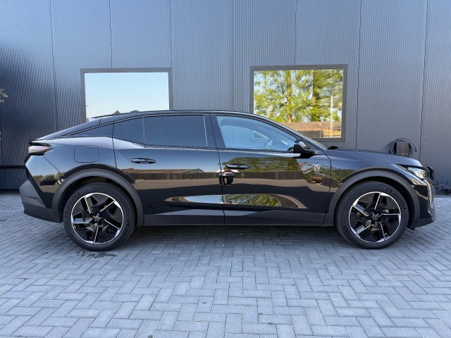 PEUGEOT 408 1.2 PureTech GT 130 / Camera / Elek. stoelen / PDC / Stoelverw. Autobedrijf Schneberger, 6641 AG Beuningen