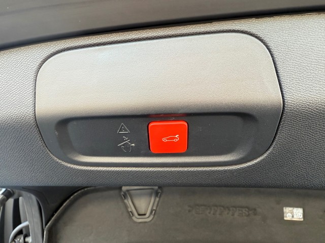 PEUGEOT 408 1.2 PureTech GT 130 / Camera / Elek. stoelen / PDC / Stoelverw. Autobedrijf Schneberger, 6641 AG Beuningen
