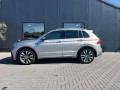 VOLKSWAGEN TIGUAN 2.0 TSI 4motion R-Line 220pk AUT / Elek. achterklep / Camera / Park assist / Carplay, Autobedrijf Schneberger,