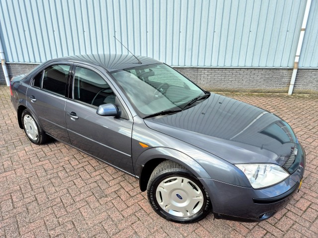 FORD MONDEO 1.8 16V Trend Airco , Garagebedrijf Erik Pijnenburg, Oirschot