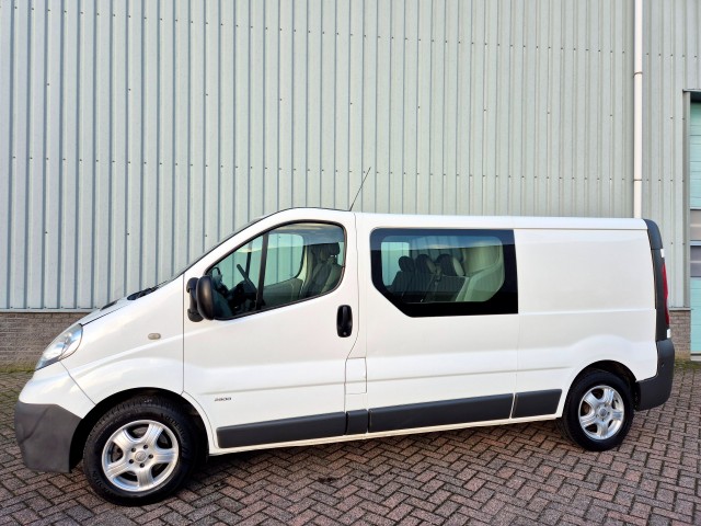 OPEL VIVARO