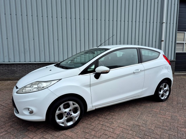 FORD FIESTA 1.25 Trend Airco , Garagebedrijf Erik Pijnenburg, Oirschot