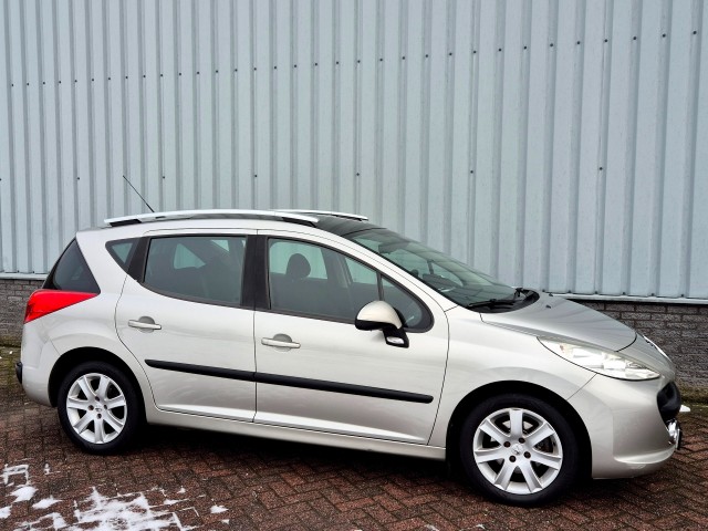PEUGEOT 207 1.6 VTI XS Automaat Airco Panoramadak, Garagebedrijf Erik Pijnenburg, Oirschot