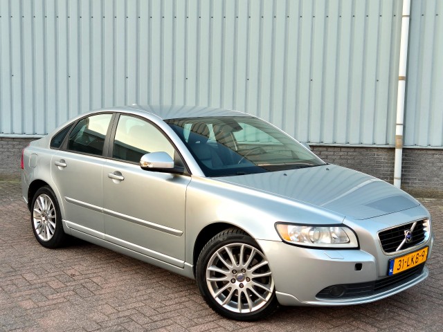 VOLVO S40 2.0D Edition ll Automaat Nieuwe APK 2027, Garagebedrijf Erik Pijnenburg, Oirschot