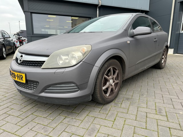 OPEL ASTRA GTC, de Bruyn Auto's V.O.F., Baarle - Nassau