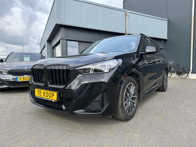 BMW X1 X1 sDrive 1.8i Aut. M-Sportpakket Leder schuifdak Trekhaak , de Bruyn Auto's V.O.F., Baarle - Nassau