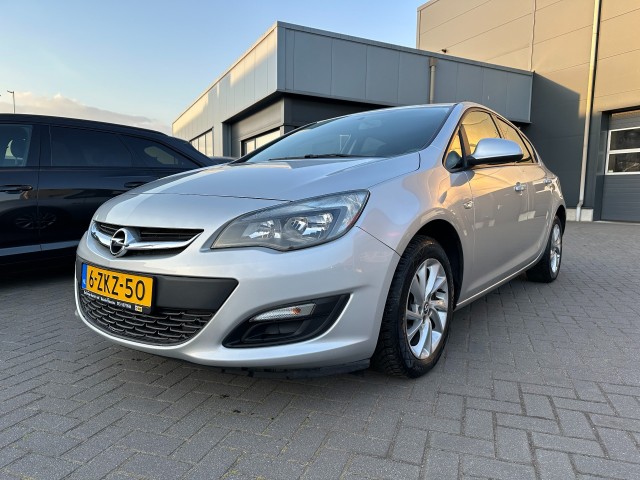 OPEL ASTRA 1.4 Berline Airco Trekhaak 69000km !! , de Bruyn Auto's V.O.F., Baarle - Nassau